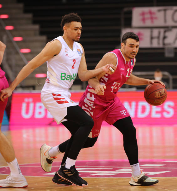 对沙特队的 对沙特队的