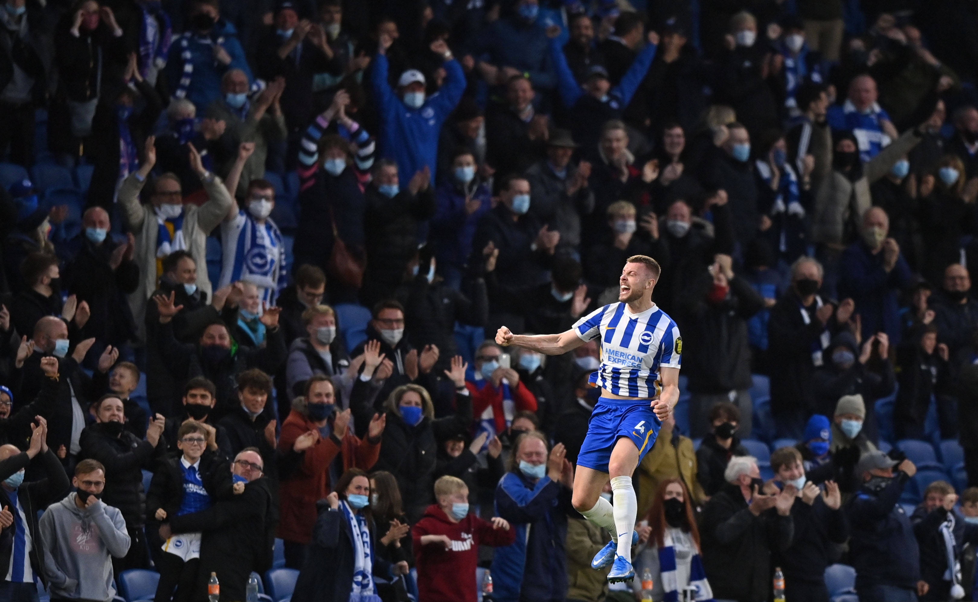 老鹰首周迎 老鹰首周迎