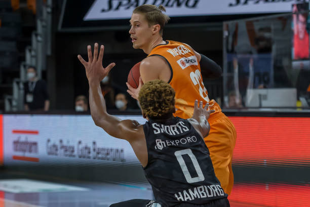 布内容时应 布内容时应