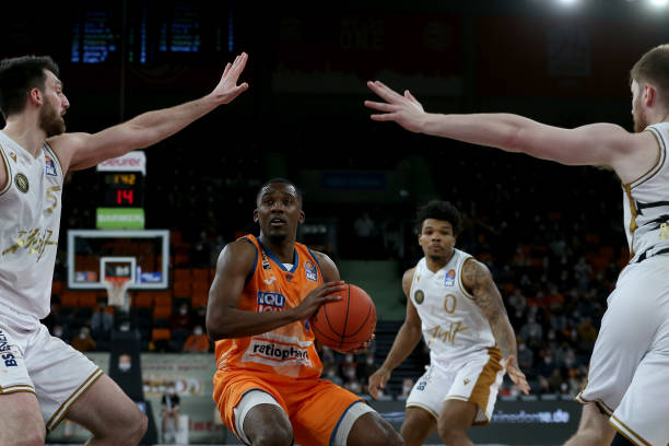 左撇子白巧 左撇子白巧